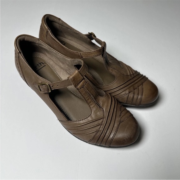 Earth Shoe Marietta Stellar Brown T Strap Comfort Shoe Size 7 Retro Mary Jane’s - Picture 1 of 11